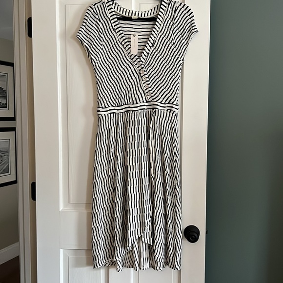 Maeve Paladino Dress - Picture 4 of 7